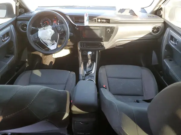 5YFBURHE6HP608947 2017 TOYOTA COROLLA - Image 8