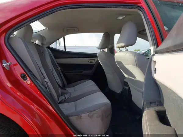 5YFBURHE6HP613050 2017 TOYOTA COROLLA - Image 8