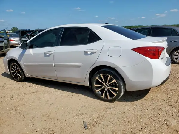 5YFBURHE6HP614232 2017 TOYOTA COROLLA - Image 2