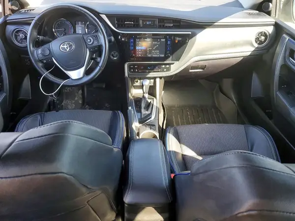 5YFBURHE6HP615218 2017 TOYOTA COROLLA - Image 8