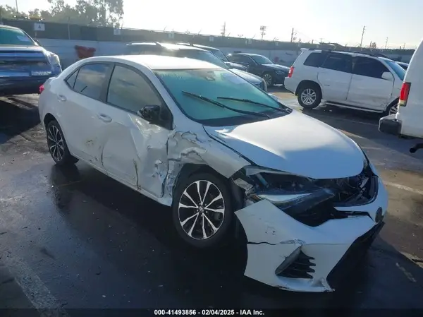 5YFBURHE6HP617034 2017 TOYOTA COROLLA - Image 1