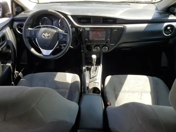 5YFBURHE6HP617244 2017 TOYOTA COROLLA - Image 8