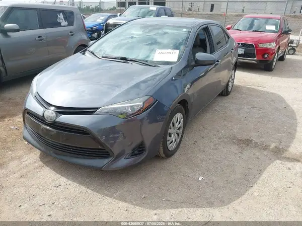 5YFBURHE6HP619754 2017 TOYOTA COROLLA - Image 2