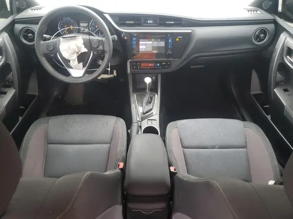5YFBURHE6HP621987 2017 TOYOTA COROLLA - Image 8