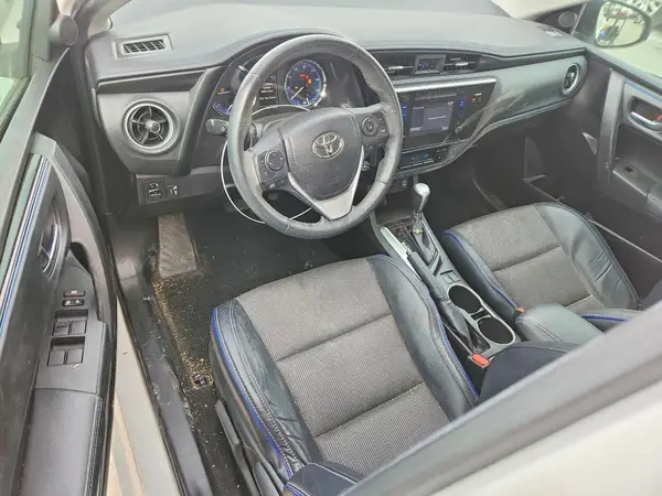 5YFBURHE6HP627482 2017 TOYOTA COROLLA - Image 8