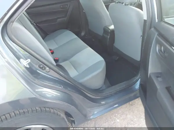 5YFBURHE6HP629412 2017 TOYOTA COROLLA - Image 8