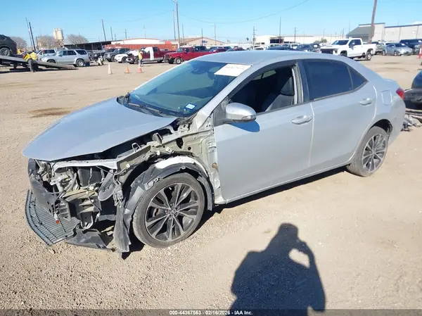 5YFBURHE6HP629670 2017 TOYOTA COROLLA - Image 2