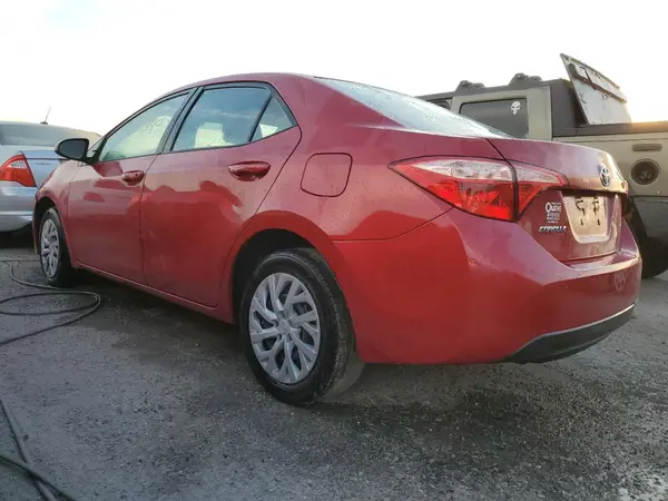 5YFBURHE6HP633864 2017 TOYOTA COROLLA - Image 2