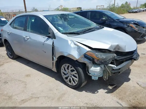5YFBURHE6HP637252 2017 TOYOTA COROLLA - Image 1