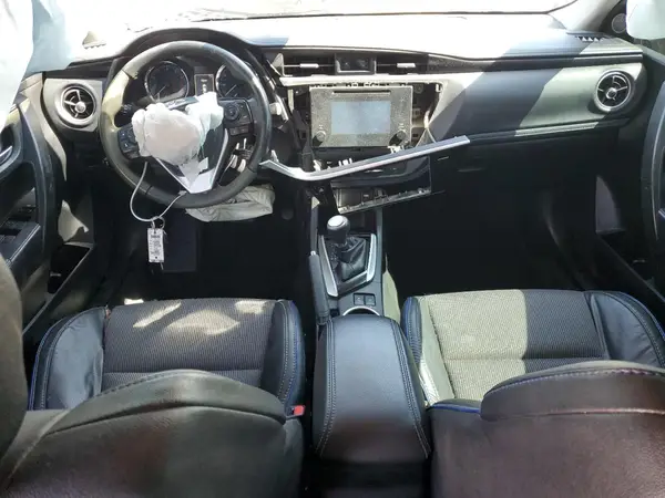 5YFBURHE6HP638112 2017 TOYOTA COROLLA - Image 8
