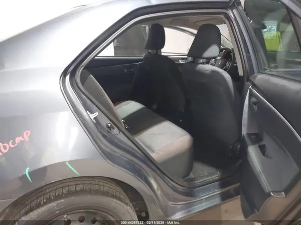 5YFBURHE6HP640149 2017 TOYOTA COROLLA - Image 8
