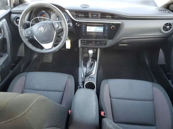 5YFBURHE6HP640992 2017 TOYOTA COROLLA - Image 8