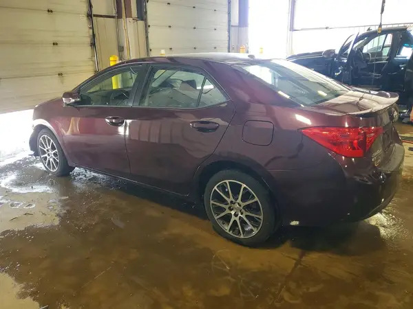 5YFBURHE6HP642810 2017 TOYOTA COROLLA - Image 2