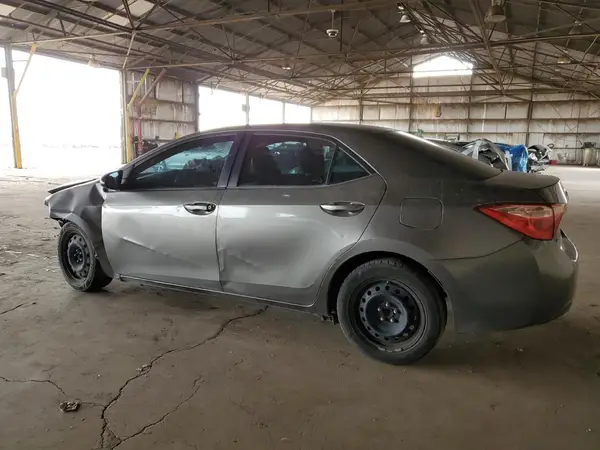5YFBURHE6HP645495 2017 TOYOTA COROLLA - Image 2