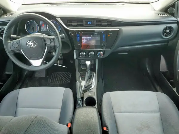 5YFBURHE6HP645917 2017 TOYOTA COROLLA - Image 8