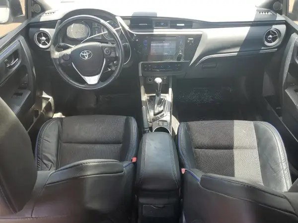 5YFBURHE6HP650177 2017 TOYOTA COROLLA - Image 8