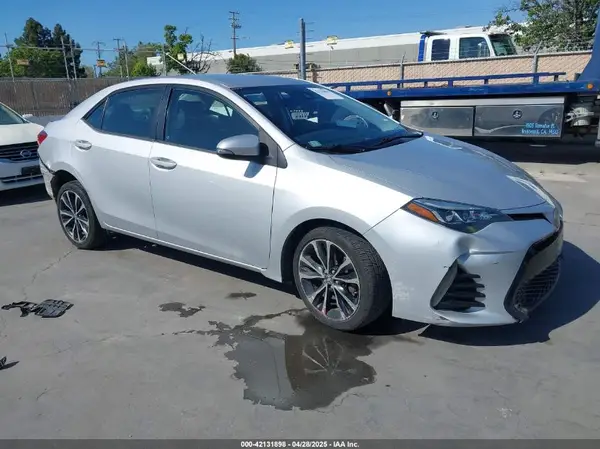 5YFBURHE6HP652091 2017 TOYOTA COROLLA - Image 1