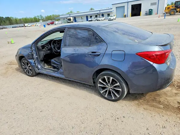 5YFBURHE6HP654231 2017 TOYOTA COROLLA - Image 2