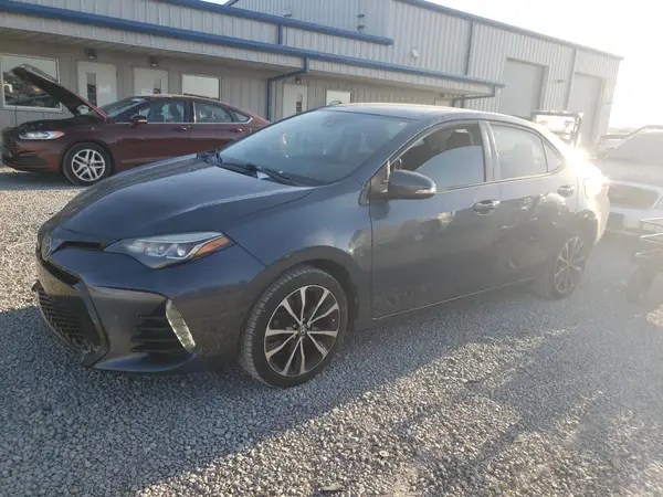 5YFBURHE6HP654679 2017 TOYOTA COROLLA - Image 1