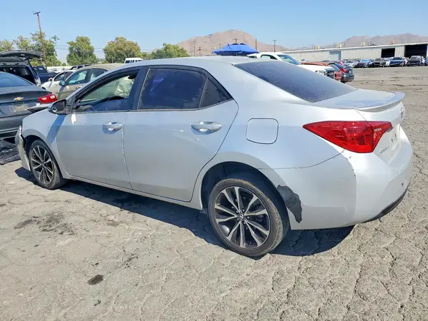 5YFBURHE6HP655671 2017 TOYOTA COROLLA - Image 2