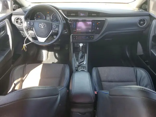 5YFBURHE6HP655671 2017 TOYOTA COROLLA - Image 8