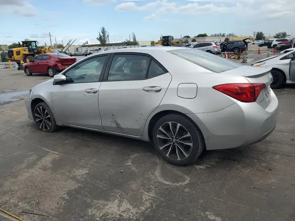 5YFBURHE6HP656819 2017 TOYOTA COROLLA - Image 2