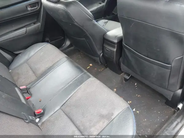 5YFBURHE6HP656822 2017 TOYOTA COROLLA - Image 8