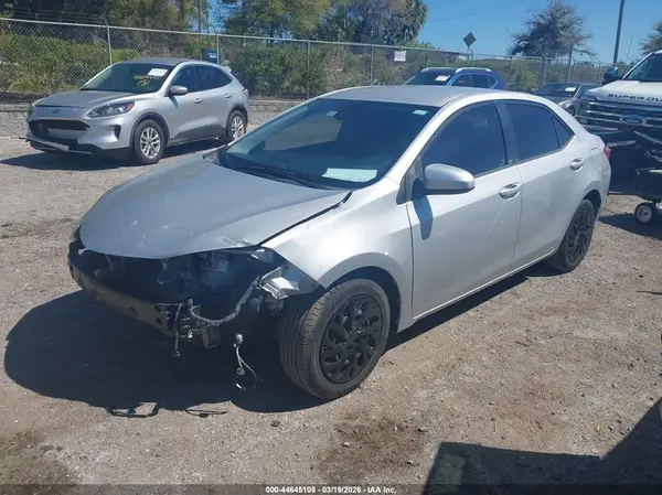 5YFBURHE6HP659610 2017 TOYOTA COROLLA - Image 2