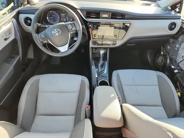 5YFBURHE6HP660062 2017 TOYOTA COROLLA - Image 8