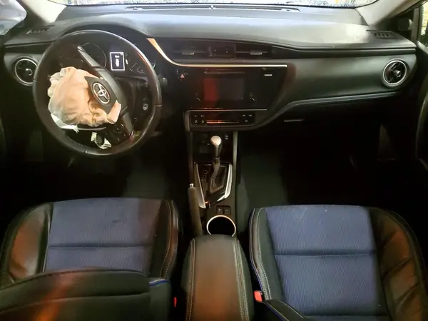 5YFBURHE6HP660272 2017 TOYOTA COROLLA - Image 8