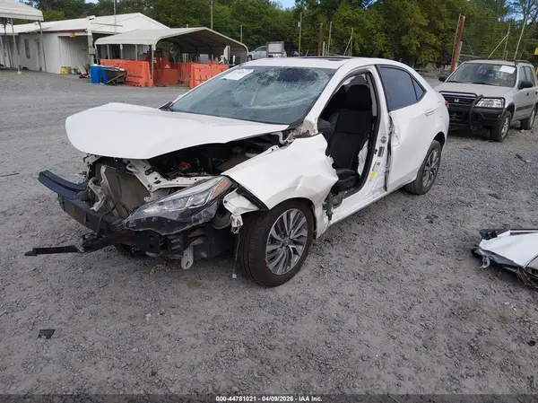 5YFBURHE6HP664449 2017 TOYOTA COROLLA - Image 2