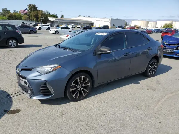 5YFBURHE6HP665567 2017 TOYOTA COROLLA - Image 1