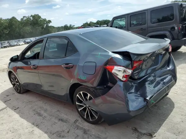 5YFBURHE6HP669182 2017 TOYOTA COROLLA - Image 2