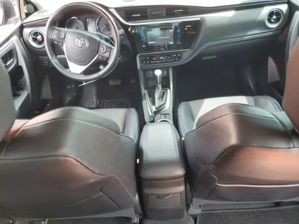 5YFBURHE6HP669182 2017 TOYOTA COROLLA - Image 8