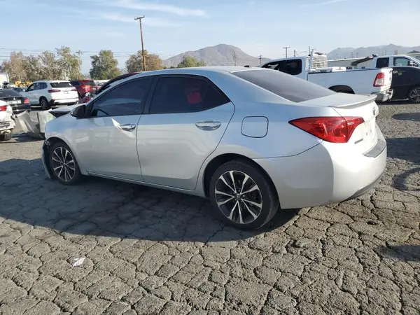5YFBURHE6HP669666 2017 TOYOTA COROLLA - Image 2