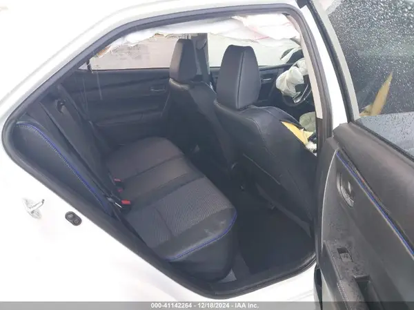5YFBURHE6HP671997 2017 TOYOTA COROLLA - Image 8