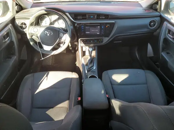 5YFBURHE6HP672082 2017 TOYOTA COROLLA - Image 8