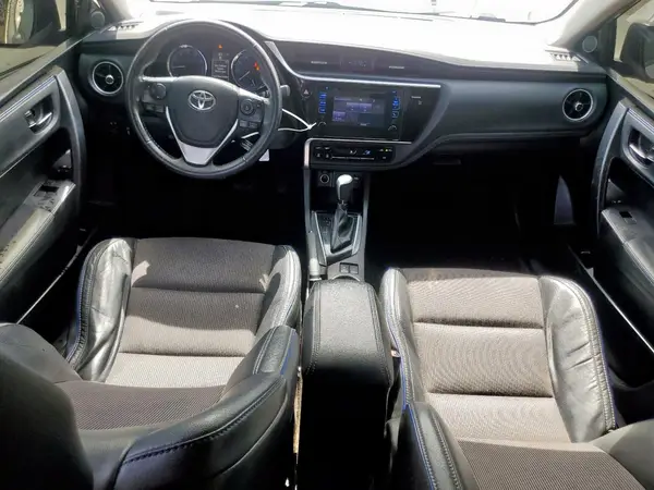 5YFBURHE6HP672535 2017 TOYOTA COROLLA - Image 8