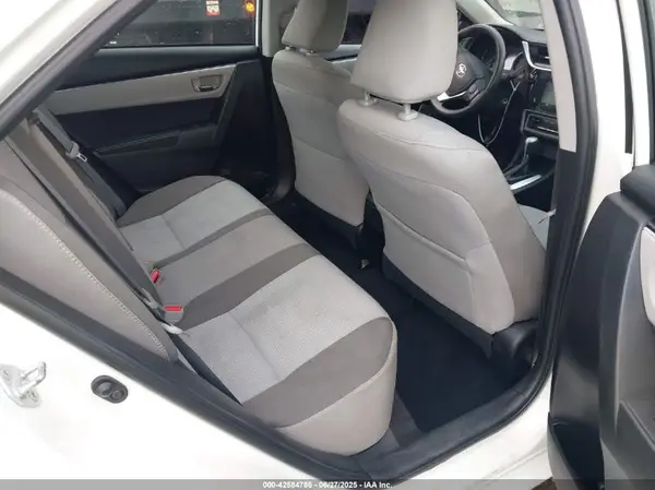 5YFBURHE6HP672700 2017 TOYOTA COROLLA - Image 8