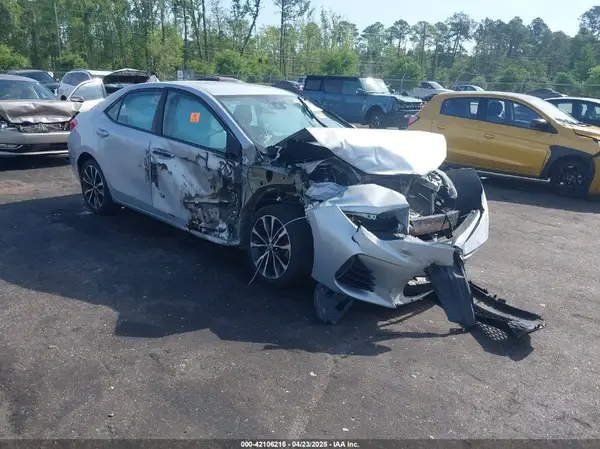 5YFBURHE6HP674222 2017 TOYOTA COROLLA - Image 1