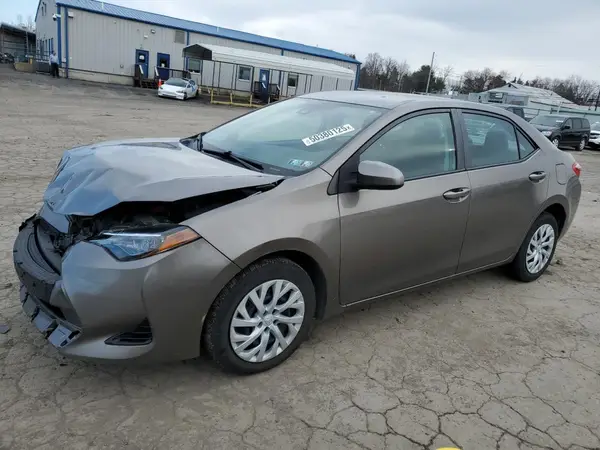 5YFBURHE6HP676259 2017 TOYOTA COROLLA - Image 1