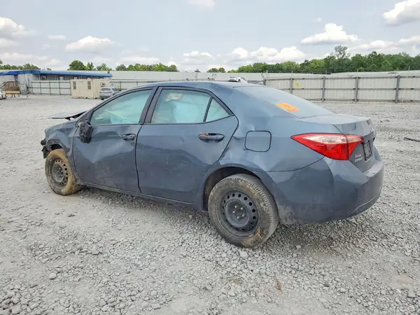 5YFBURHE6HP678156 2017 TOYOTA COROLLA - Image 2