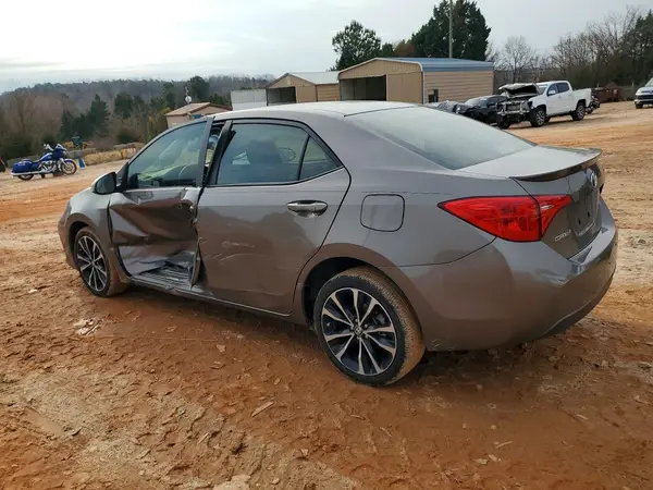 5YFBURHE6HP678271 2017 TOYOTA COROLLA - Image 2
