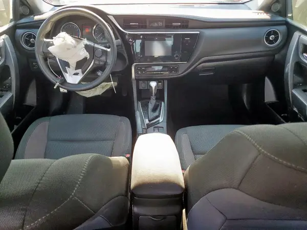 5YFBURHE6HP678786 2017 TOYOTA COROLLA - Image 8