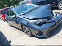 5YFBURHE6HP685480 2017 TOYOTA COROLLA