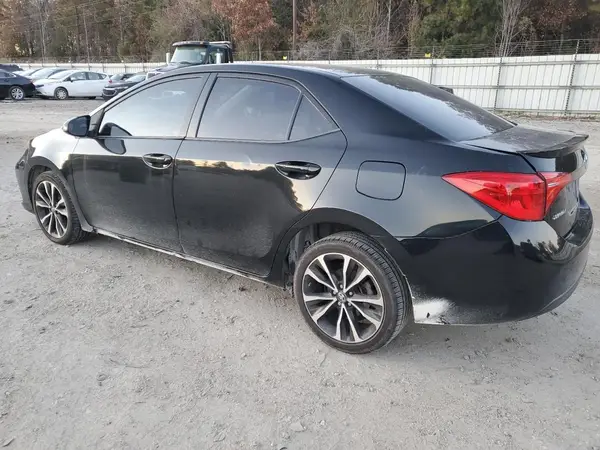 5YFBURHE6HP691442 2017 TOYOTA COROLLA - Image 2