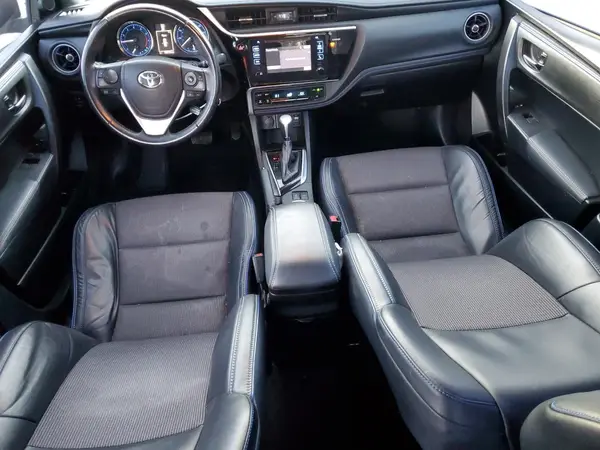 5YFBURHE6HP691442 2017 TOYOTA COROLLA - Image 8