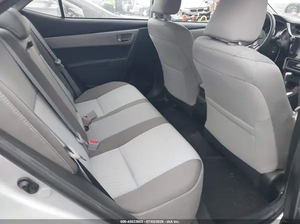 5YFBURHE6HP692669 2017 TOYOTA COROLLA - Image 8
