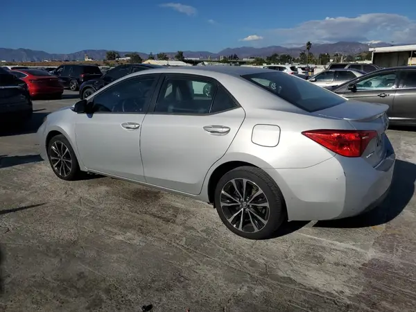 5YFBURHE6HP692946 2017 TOYOTA COROLLA - Image 2
