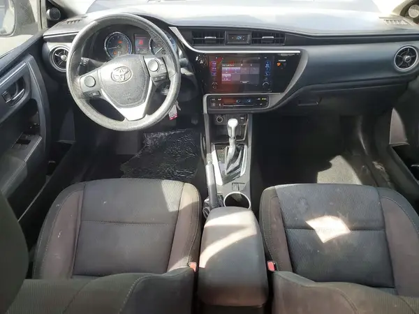 5YFBURHE6HP693093 2017 TOYOTA COROLLA - Image 8